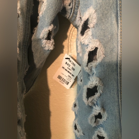 DIPPLE DENIM OVERSIZED DISTRESSED JACKET SIZE: SMALL - Picture 6 of 7